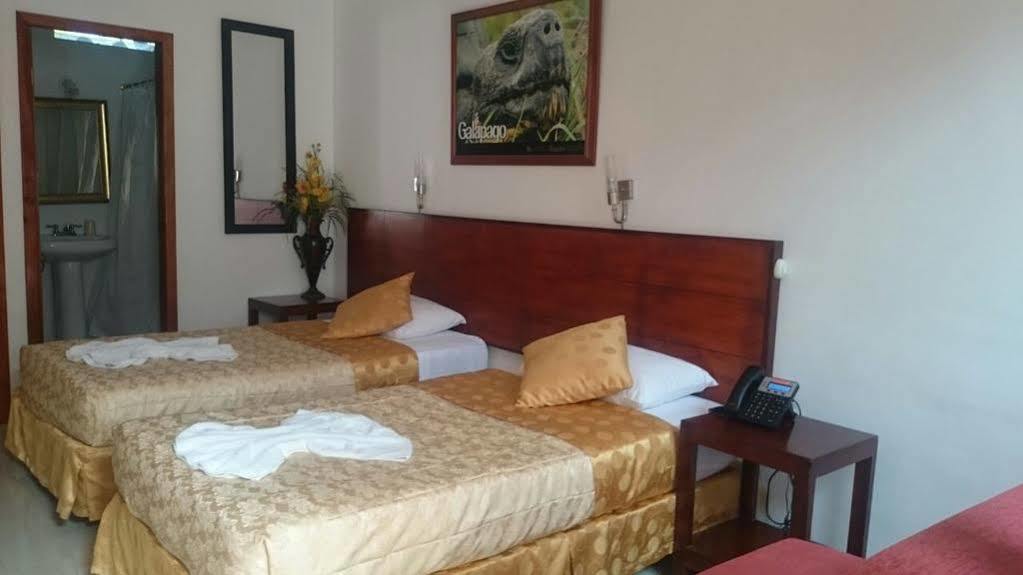 Hotel Dejavu بويرتو أيورا المظهر الخارجي الصورة